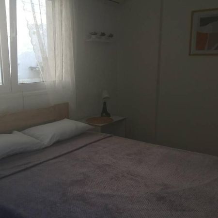 Cozy Apartment เอียลิซอส ภายนอก รูปภาพ